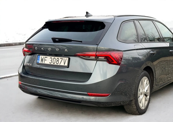 Skoda Octavia cena 69900 przebieg: 165000, rok produkcji 2020 z Jędrzejów małe 781